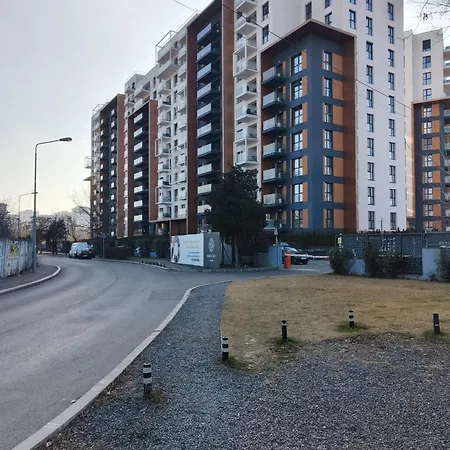Cozy Apartment At Romexpo Bucharest Exterior photo